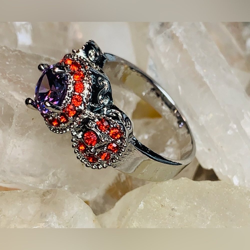 Vintage Purple and Red Gemstone Fashion Ring‎ - Picture 8 of 10
